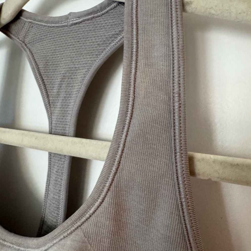 Women's Lululemon Swiftly Gray Raceback Tank Top - Picture 2 of 5